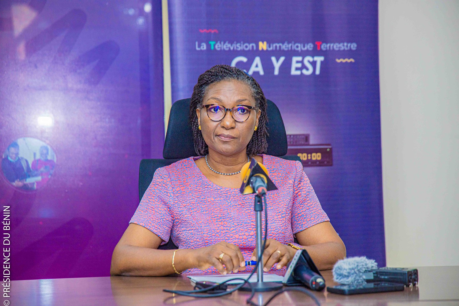 Télévision Numérique Terrestre (TNT) : Le Kit disponible à 5000f CFA. L’extinction définitive de la télévision analogique fixée au 15 août 2024
