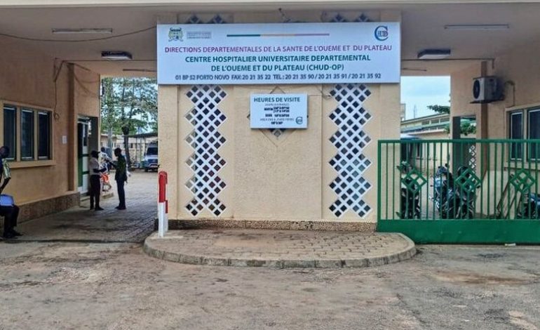 Crise dans les hôpitaux : les médecins en formation lèvent leur mouvement après une rencontre avec le président Talon