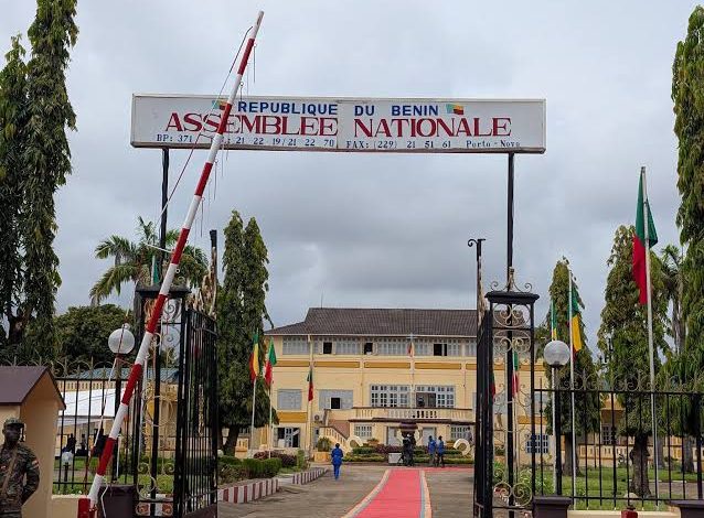 Loi de finances rectificative 2026 : le Parlement valide les ajustements budgétaires du gouvernement